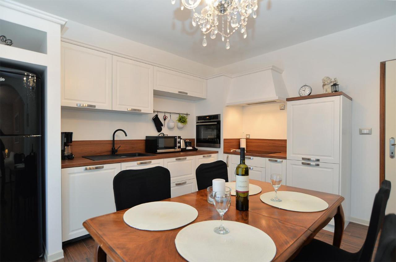 פורץ Apartments Marija 1089 מראה חיצוני תמונה