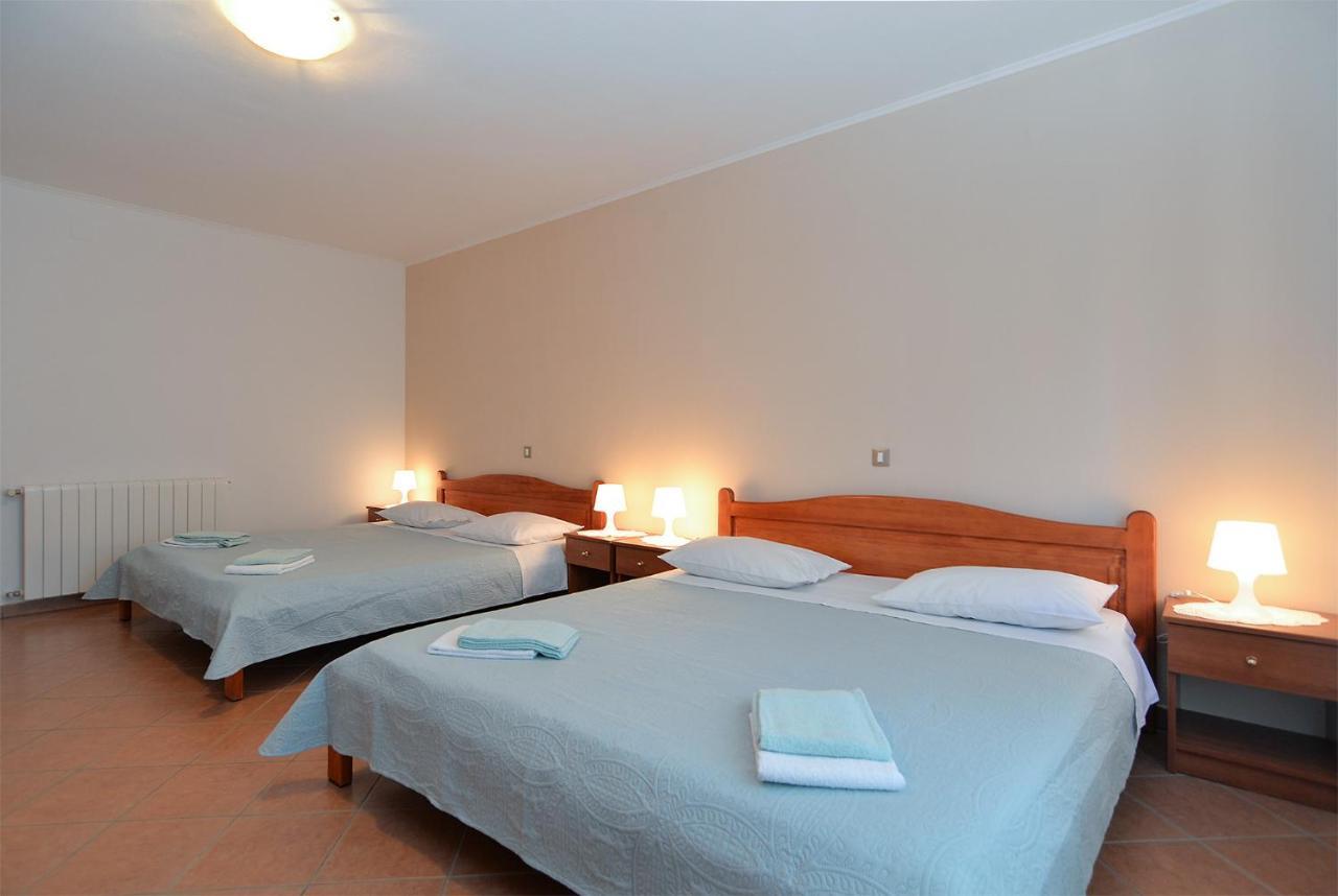 פורץ Apartments Marija 1089 מראה חיצוני תמונה