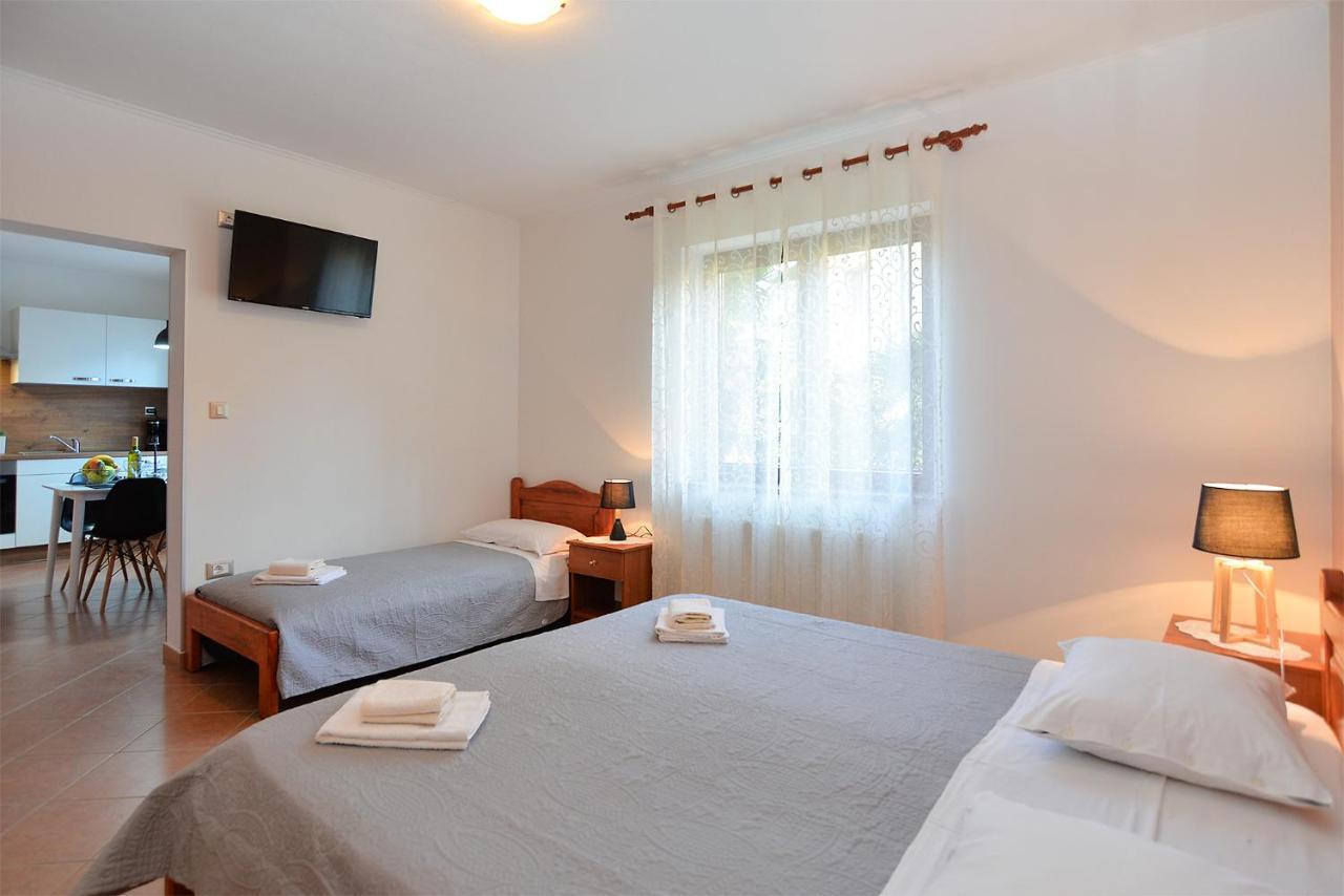 פורץ Apartments Marija 1089 מראה חיצוני תמונה